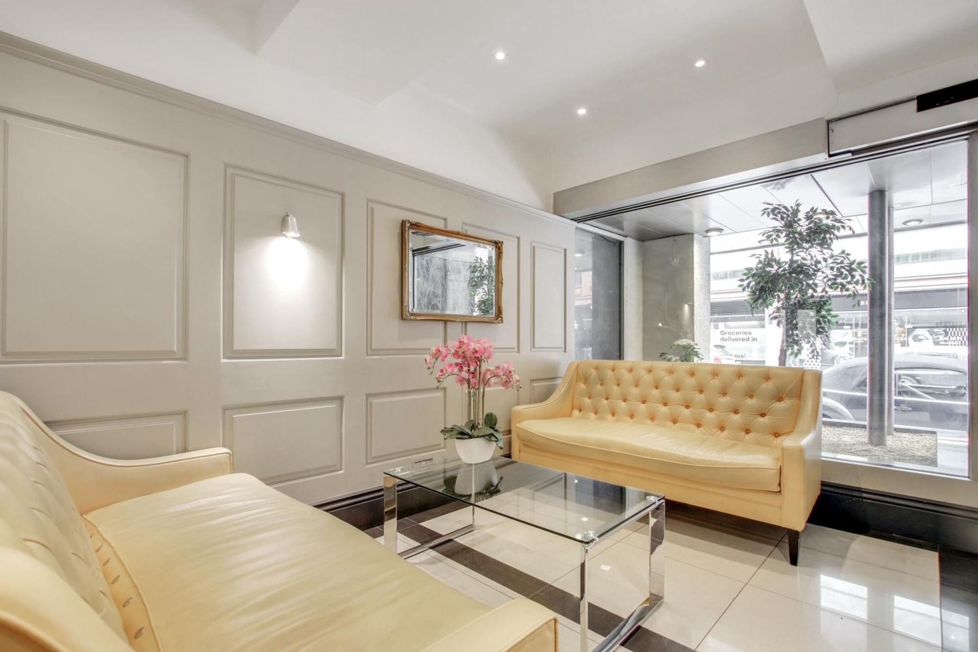 Апартаменты Elegant In Chelsea *